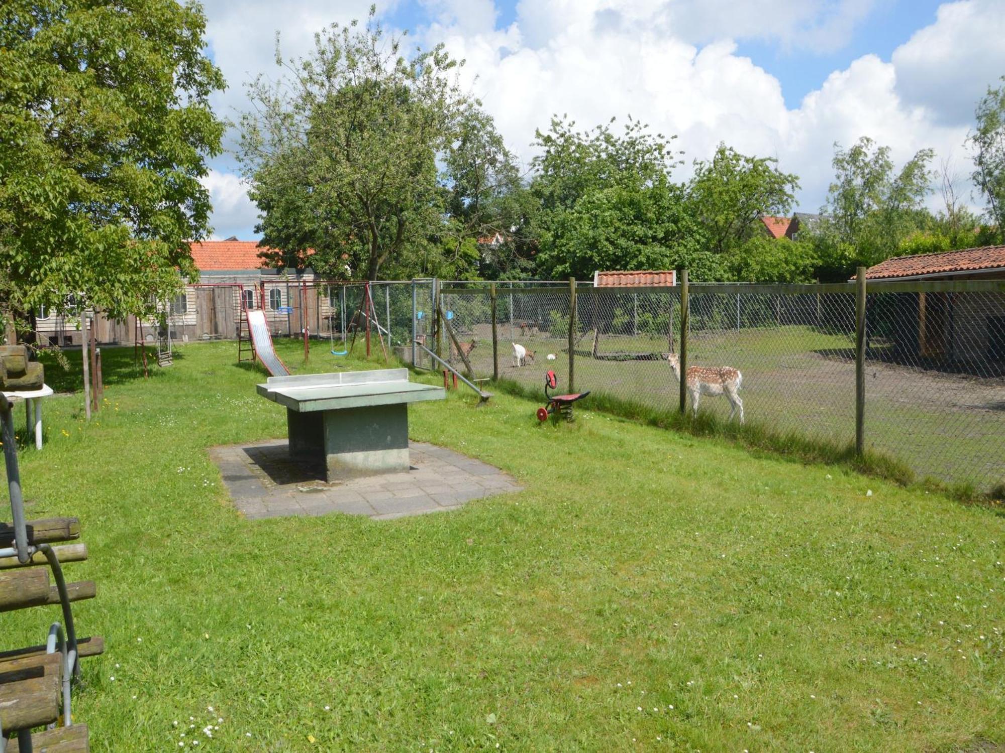 Cozy Holiday Home In Bergen Op Zoom With Garden Exterior photo